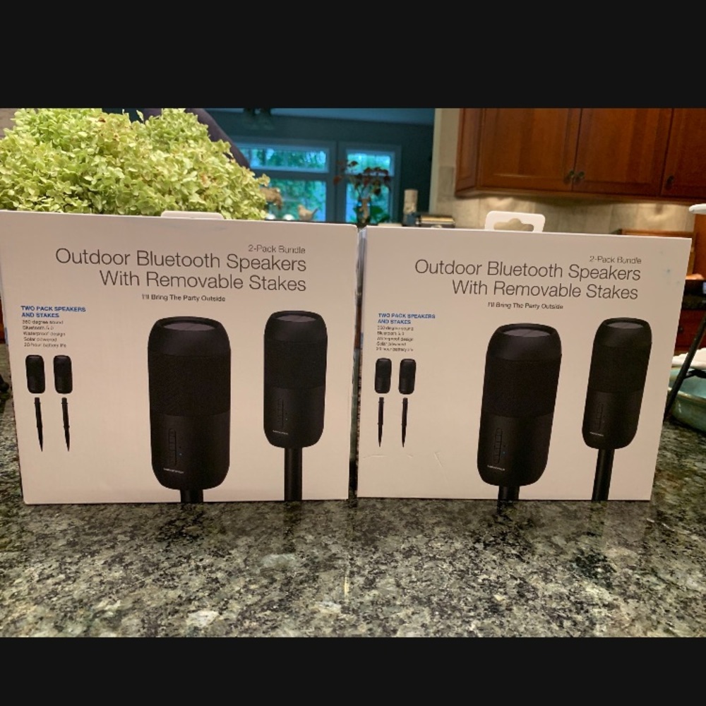 Memorex Outdoor Bluetooth Speakers With Removable Stakes 2- Pack Bundle - Picture 5 of 9